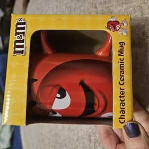 M&M Ceramic Red Character Collector Mug NIP (A-32)